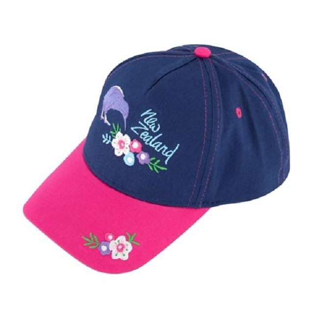 Child's cap. Kiwi & Bouquet Flowers